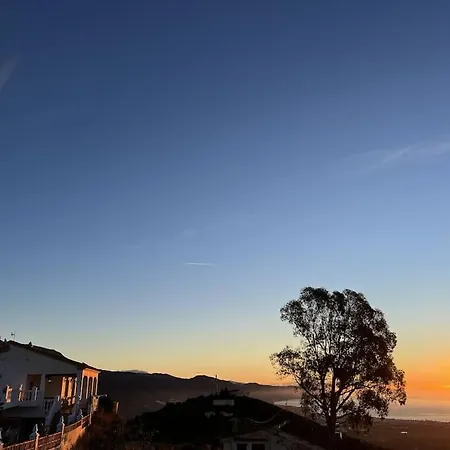 Villa Melín Breathtaking Views,private Heated Pool *